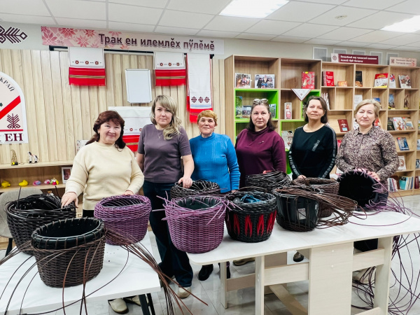 Очередной мастер-класс в Творческой мастерской Трак ен!