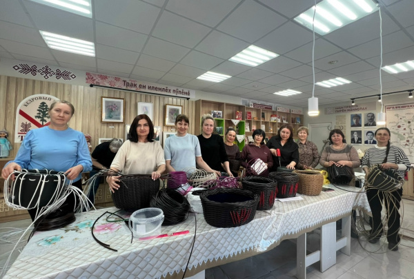 Волшебные мастер-классы в "Творческой мастерской Трак ен" 