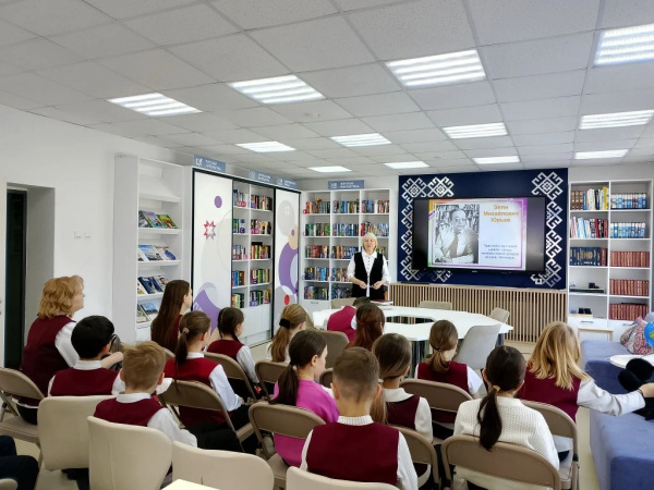 Урок краеведения «Халăхăмăр художникĕ – Элли Юрьев»