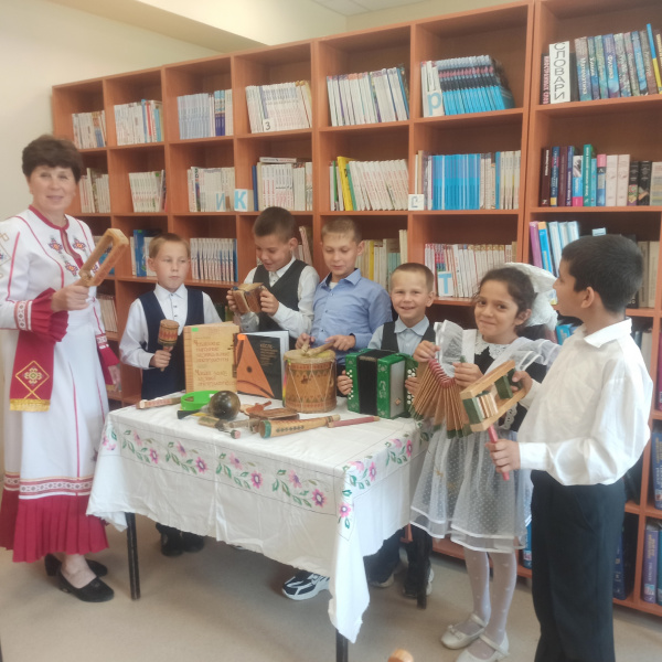 Урок - знакомство «Чувашские народные инструменты» в рамках республиканского проекта «Арча».