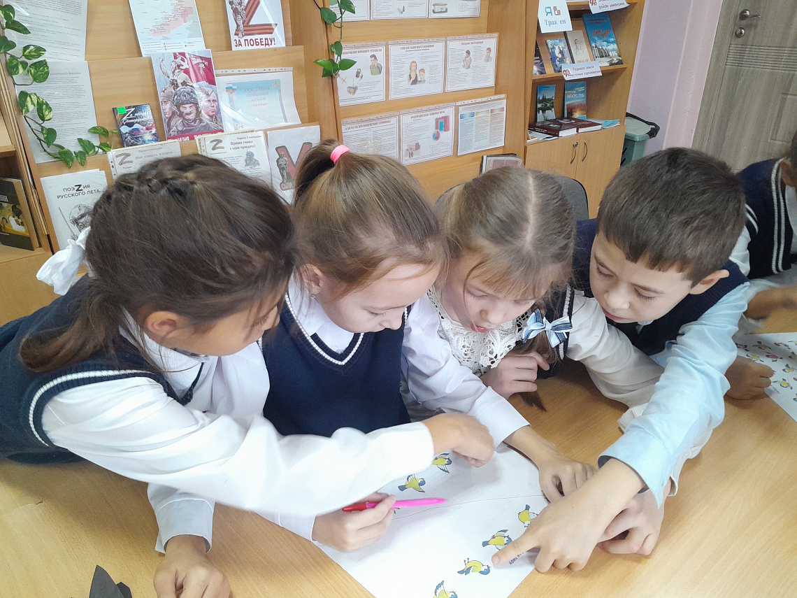  Зоо-портрет «Непоседа, невеличка - желтогрудая синичка»