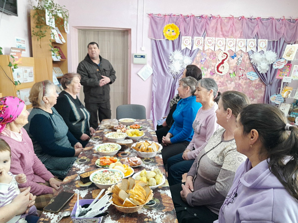 Женский день «Про весну, любовь и красоту»