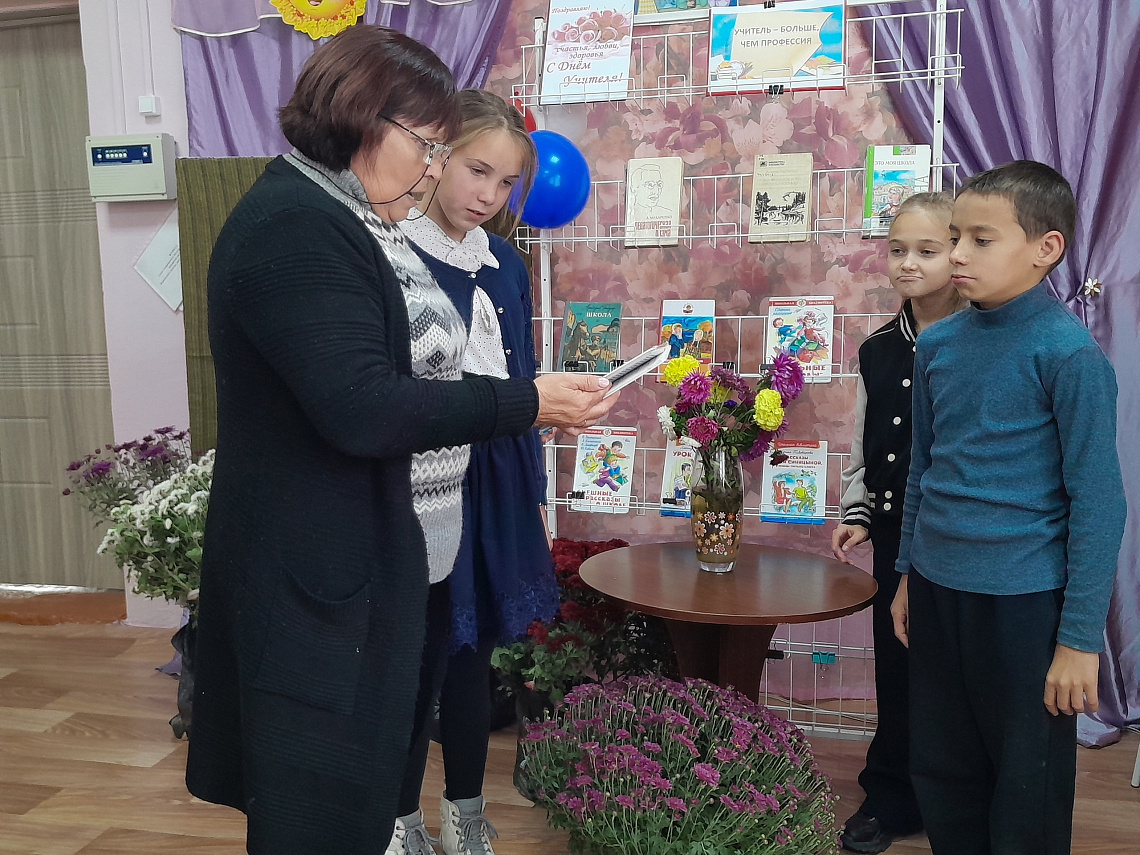Загадки литературные «Дорога в страну знаний» Загадки литературные «Дорога в страну знаний»