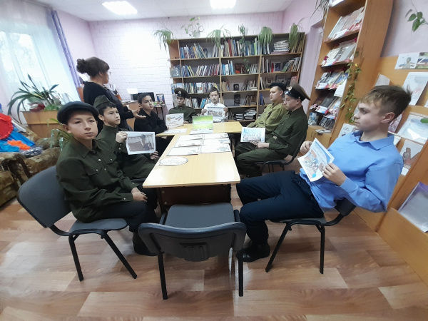 Круглый стол «Служба в армии: долг или обязанность»