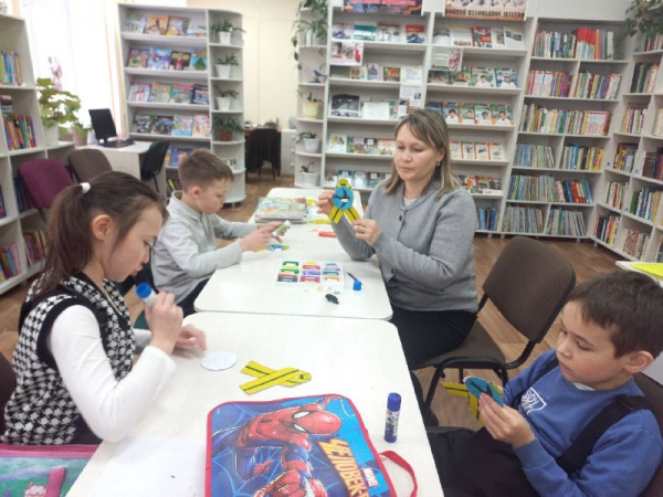 Патриотические акции памяти «Блокадная ласточка» и «Ленточка Ленинградской Победы»