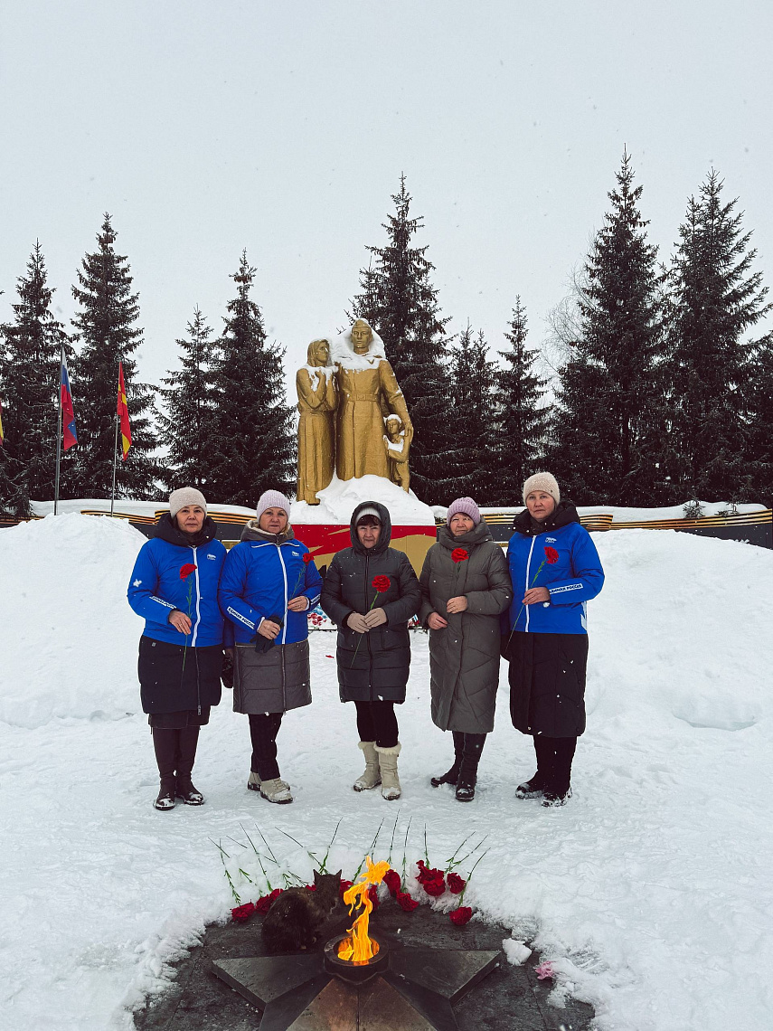 С Днём защитника Отечества!