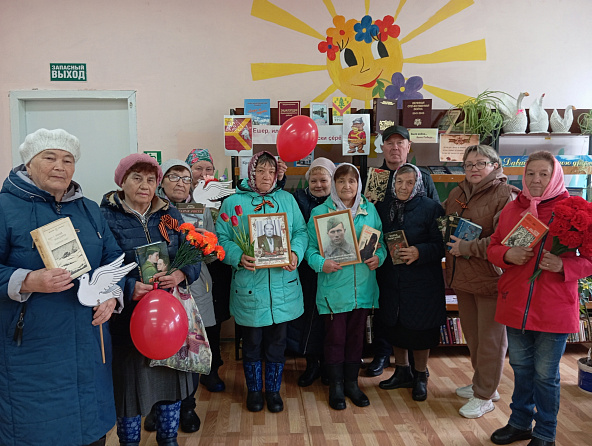 Акция «Книжный марш Победы» 2025 в Янгасинской сельской библиотеке
