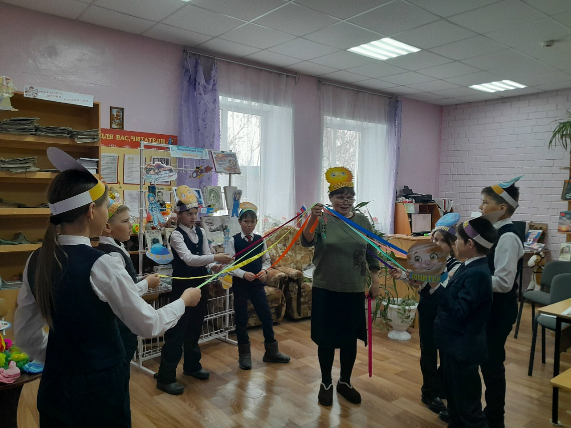 Игровая программа «Кого же берут в космонавты?»