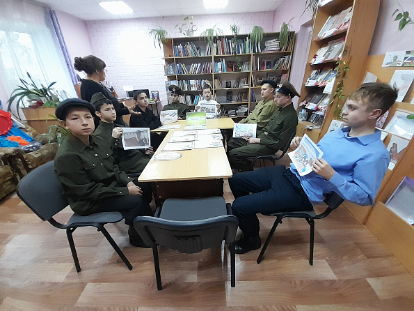 Круглый стол «Служба в армии: долг или обязанность»