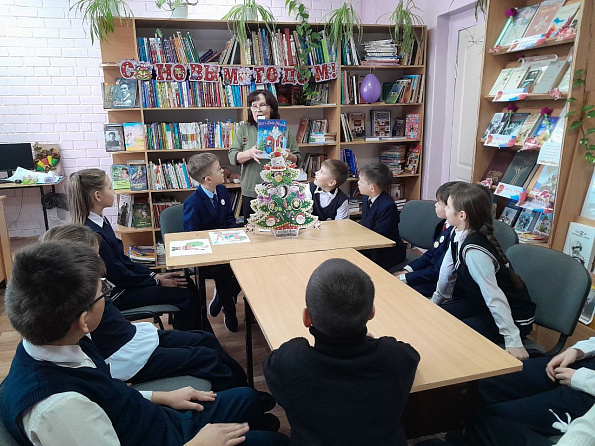 Литературно-игровая программа «Где живёт Дед Мороз?».